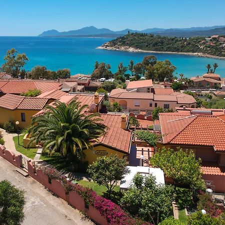 Residence Appartamenti Caffarena Àrbatax Εξωτερικό φωτογραφία