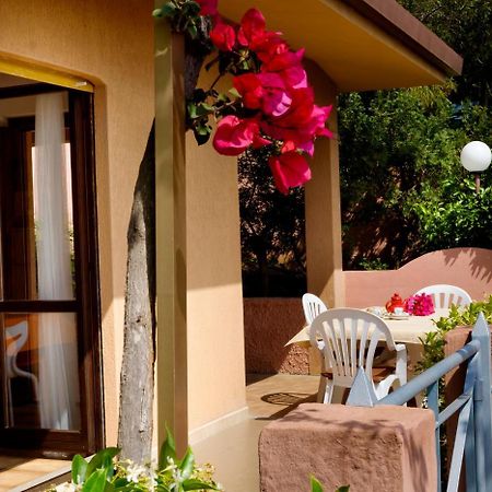 Residence Appartamenti Caffarena Àrbatax Εξωτερικό φωτογραφία