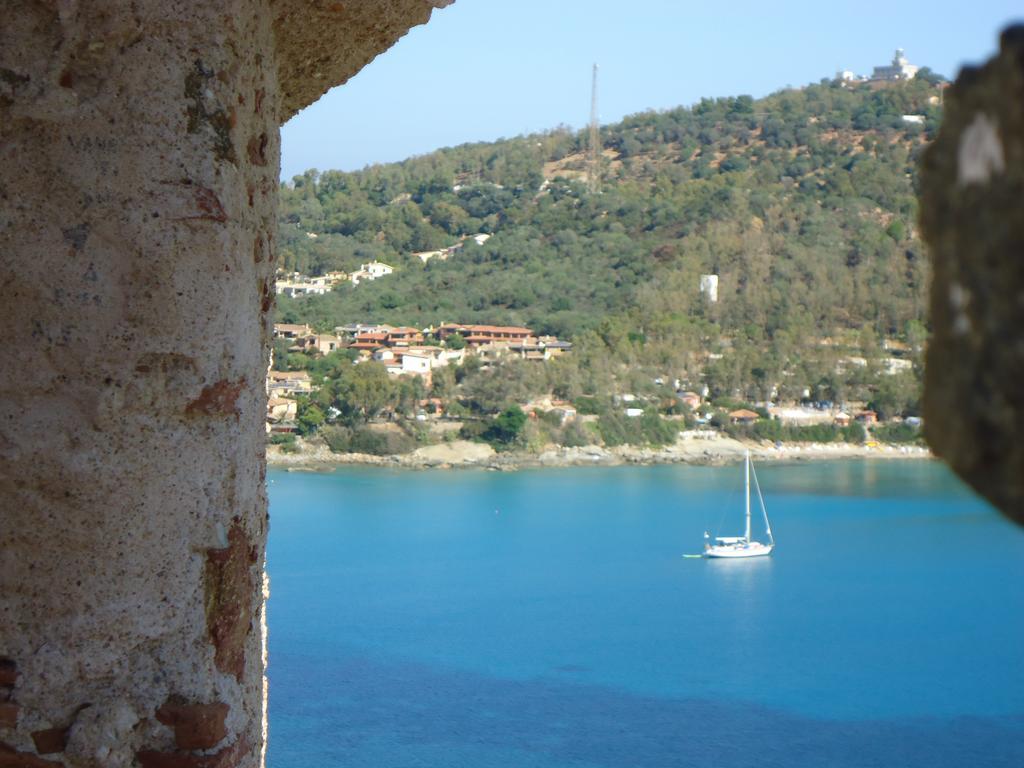 Residence Appartamenti Caffarena Àrbatax Εξωτερικό φωτογραφία