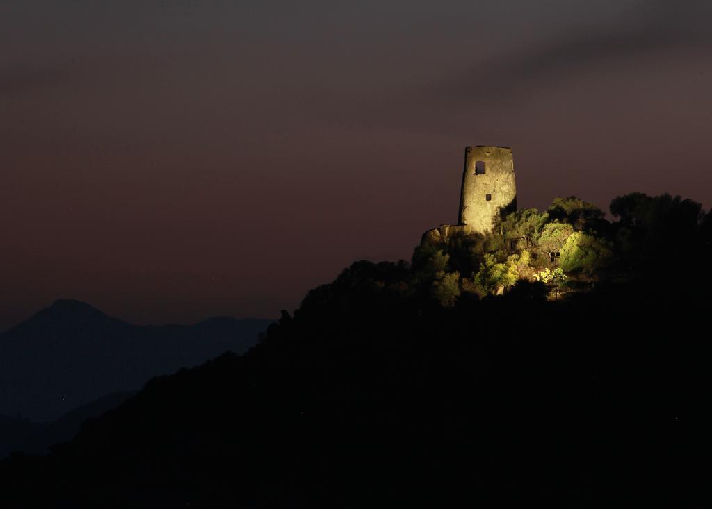Residence Appartamenti Caffarena Àrbatax Εξωτερικό φωτογραφία