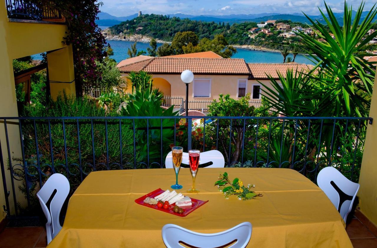 Residence Appartamenti Caffarena Àrbatax Εξωτερικό φωτογραφία