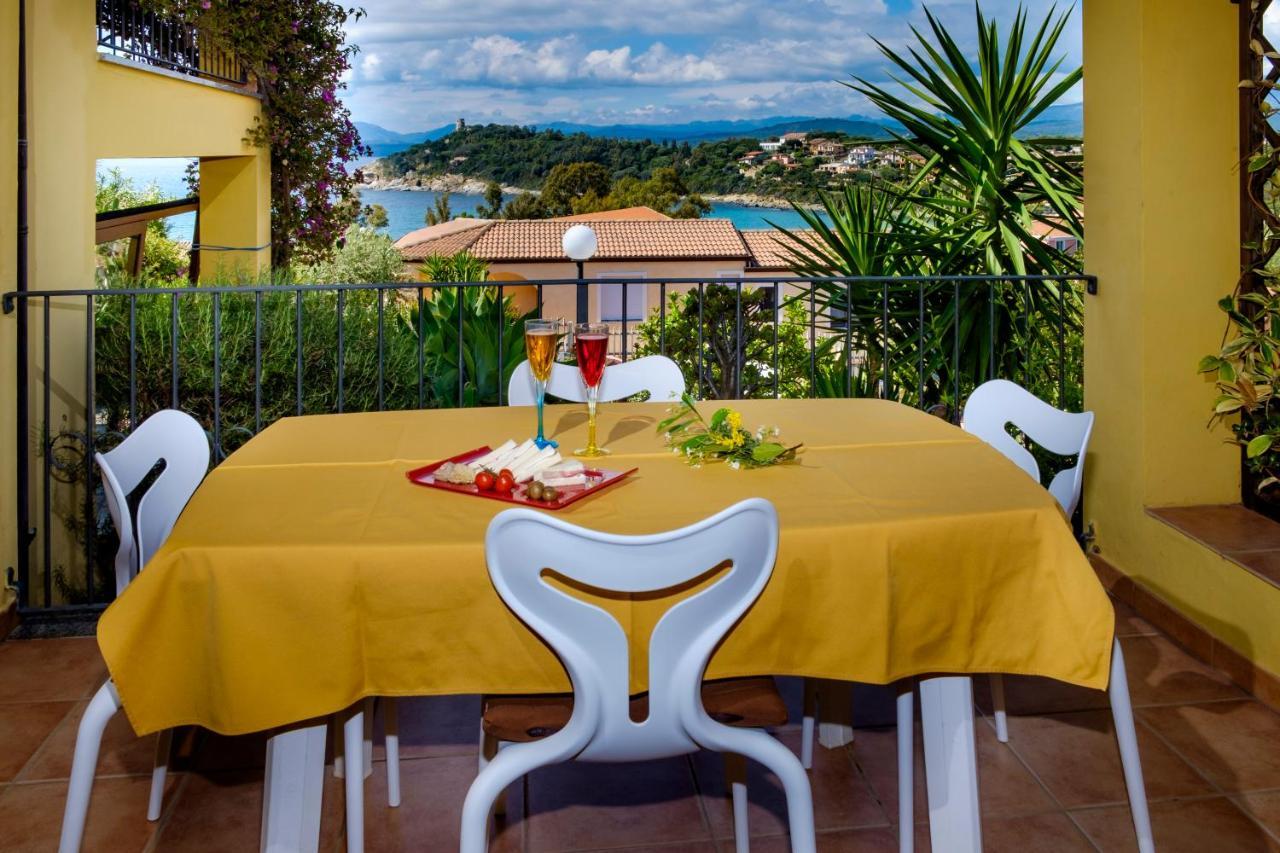 Residence Appartamenti Caffarena Àrbatax Εξωτερικό φωτογραφία
