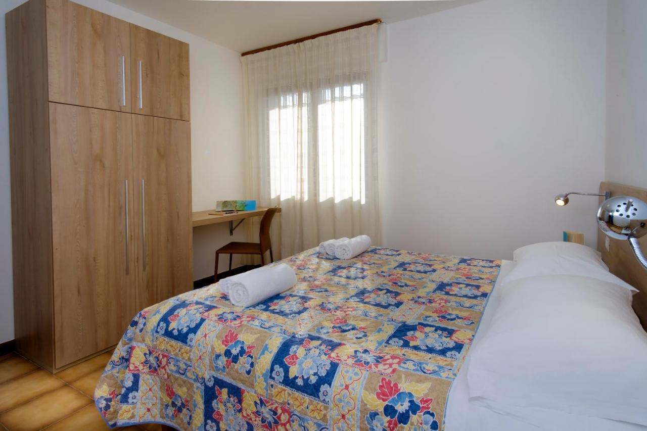 Residence Appartamenti Caffarena Àrbatax Εξωτερικό φωτογραφία